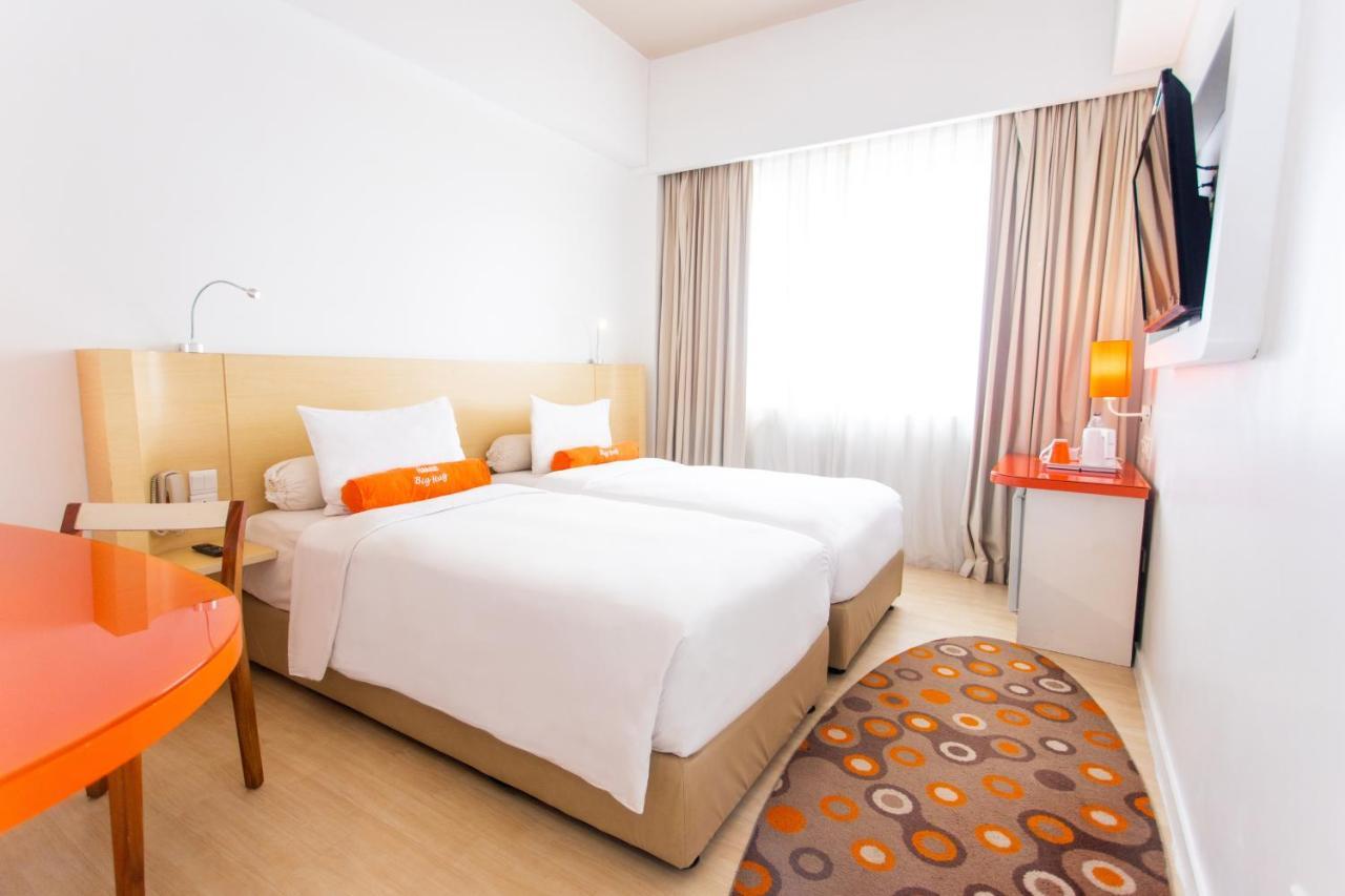 Harris Hotel Pontianak Ngoại thất bức ảnh