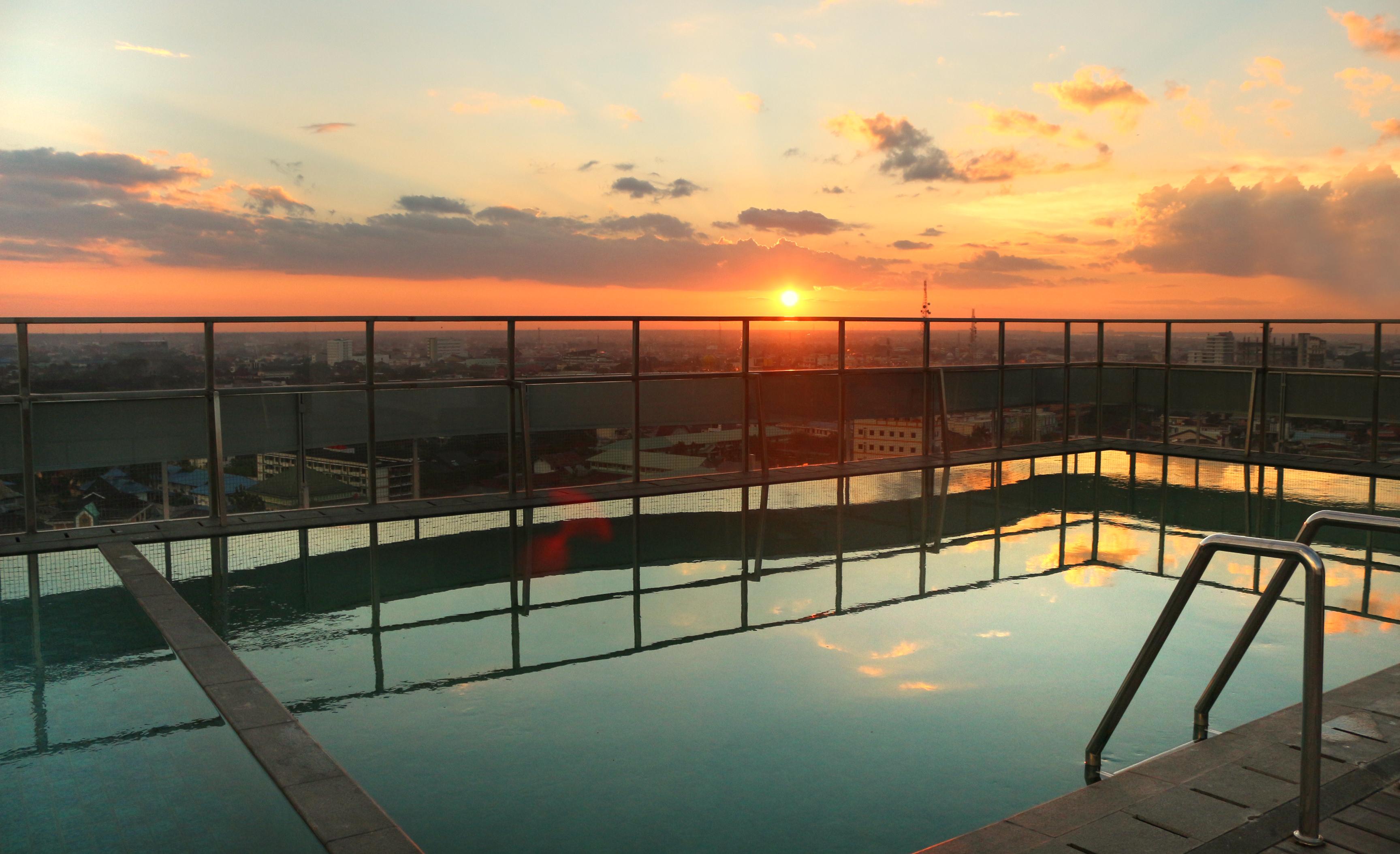 Harris Hotel Pontianak Ngoại thất bức ảnh