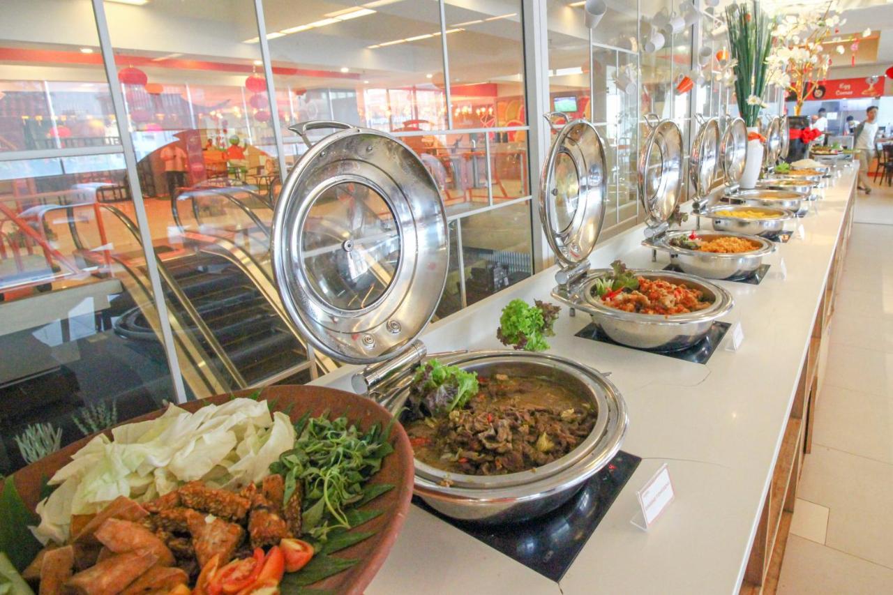 Harris Hotel Pontianak Ngoại thất bức ảnh